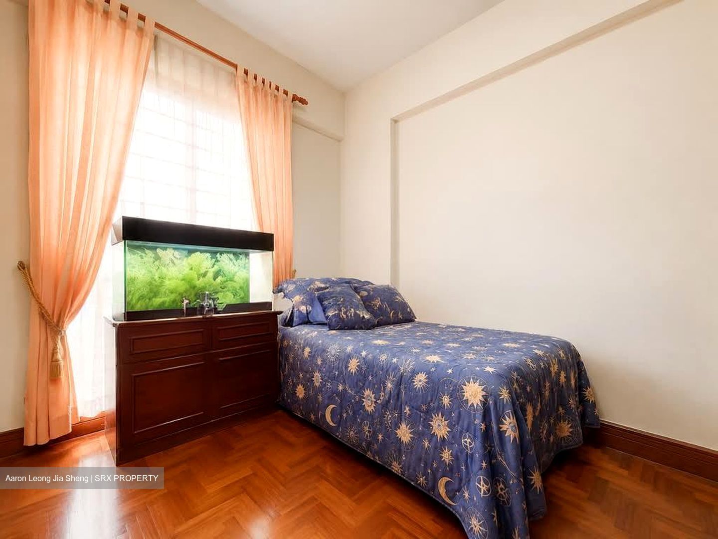 Aston Mansions (D14), Apartment #585635271